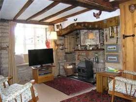 3 bedroom End of Ter...